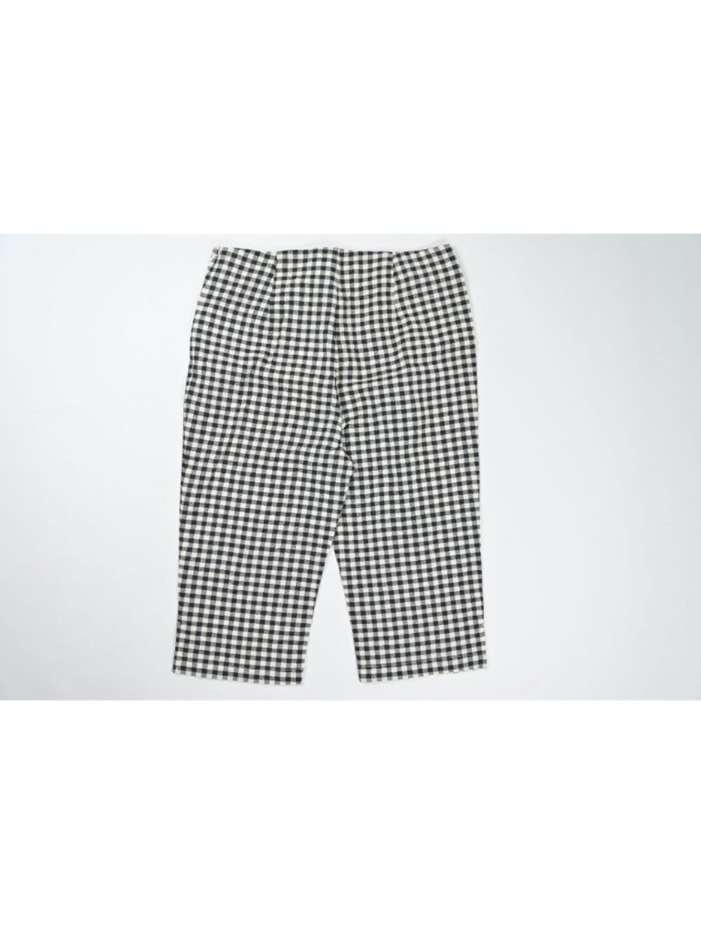 Venroy Gingham Capri Pant in Navy/Cream Gingham - Picture 2 of 4